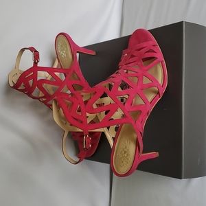 Vince Camuto VC-Prisintha Pump Sandal